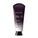Frasco de loção corporal nutritiva desodorante da marca Nativa SPA Uva Merlot, em embalagem de 180ml com degradê de roxo e branco, tampa preta e letras douradas e brancas.