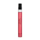 Frasco de item de perfumaria da marca Floratta Red Passion, em formato cilíndrico, compacto e transparente com tampa borrifadora preta, preenchido com líquido rosa. O nome do produto está gravado em letras pretas na embalagem.