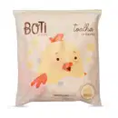 Embalagem de toalha de banho da linha Boti Baby, com ilustração de um pintinho amarelo e texto em marrom e laranja. Produto com textura e maciez indicadas na embalagem.