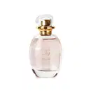 Frasco de vidro transparente em formato oval com líquido rosa e tampa dourada contendo desodorante colônia da marca L'eau de Lily Blanche, com rótulo em letras douradas.