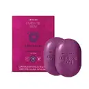 Dois sabonetes em barra de cor roxa da marca Cuide-se bem Amoruda, com caixa roxa com ilustrações de amoras e letras roxas, pretas e brancas.