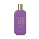 Frasco de item de perfumaria da marca Egeo na cor roxa com rótulo em verde claro exibindo o texto "Vanilla Ubession".