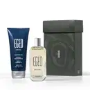 Kit de item de perfumaria da marca Egeo, contendo frasco de fragância e bisnaga de gel de banho, em tons de azul e cinza, com rótulos destacando os nomes "Egeo Original" e "Shower Gel".