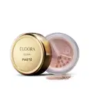 O produto apresentado é um Glitter da linha Glam Eudora. A embalagem é redonda, com uma tampa dourada. O glitter está contido em um recipiente transparente, permitindo visualizar seu conteúdo, que parece ser um pó de tonalidade rosada com pequenos brilhos