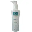 Sabonete facial Cosmobeauty. O frasco é branco com uma bomba doseadora na parte superior. O rótulo do produto exibe o nome "Cosmobeauty" em letras azuis e o nome do produto "Normocleanse" em letras menores. O frasco contém 180 ml de produto.