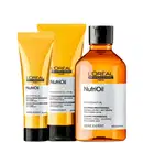 A imagem mostra um kit da L'Oréal Professionnel, com duas bisnagas uma de leave-in e outra de condicionador e um frasco de shampoo. Todos de cor amarelo com rótulo branco e tampa preta.