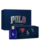 Conjunto de produtos Ralph Lauren Polo. Perfume em frasco retangular azul escuro com o logotipo do cavalo branco e tampa prateada. Estojo azul marinho em tecido com o cavalo branco e o emblema Polo vermelho bordados.