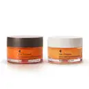 Dois potes da marca Lip, Please! Quem Disse, Berenice?: esfoliante nutritivo com tampa preta e balm labial hidratante com tampa preta, ambos com rótulo laranja e letras pretas.