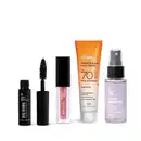 Kit de produtos Quem Disse, Berenice? em miniatura, incluindo máscara para cílios preta com aplicador de cerdas, batom líquido rosado, protetor solar facial FPS 70 e spray facial com niacinamida.