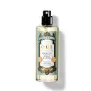 Frasco de eau de parfum da marca O.U.i. com rótulo em tons de verde e dourado, apresentando o nome "Jardin de Grasse Sauge Blanche" e informações sobre a origem francesa do produto.