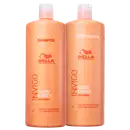 A imagem mostra duas embalagens plásticas grandes, de 1 litro cada, na cor laranja.
À esquerda está um shampoo de nutrição profunda, e à direita está um concidicionador, ambos chamados chamado "Nutri-Enrich" com goji berry.
