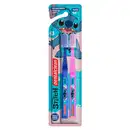 Este é um conjunto de duas escovas dentais infantis da marca Dentalclean. As escovas têm cabos plásticos, uma azul e outra rosa. Traz a ilustração do Stitch um personagem da Disney azul sorridente.