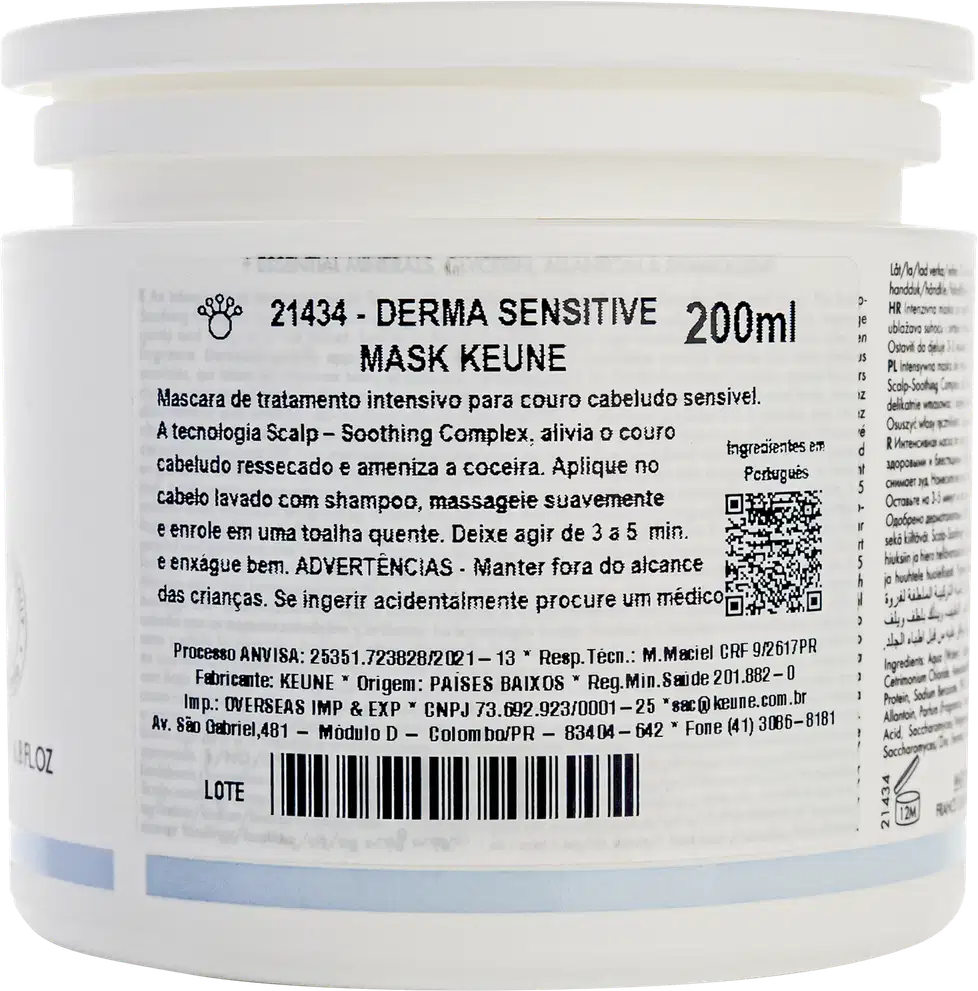 Frasco branco da linha Keune Care, contendo máscara para couro cabeludo sensível, com rótulo em preto e branco indicando o nome do produto e sua função de acalmar o couro cabeludo sensível.