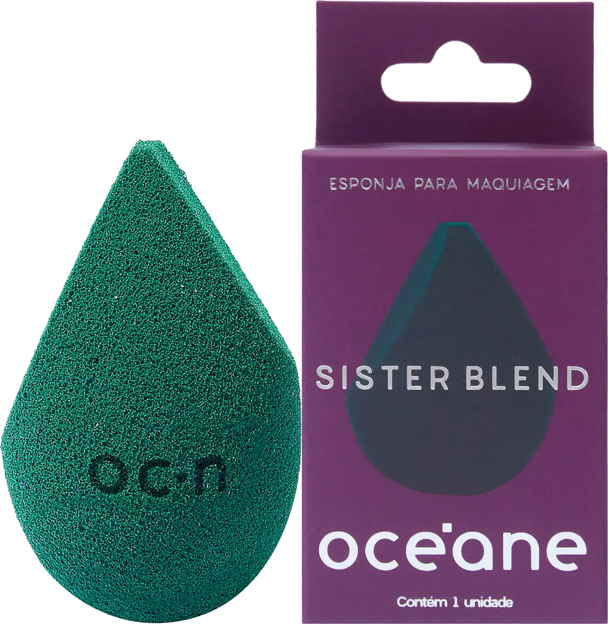 Esponja para maquiagem triangular de cor verde esmeralda brilhante. Ao lado, embalagem retangular roxa com abertura para pendurar, contendo o logotipo "Océane" e a inscrição "Sister Blend" em letras brancas.