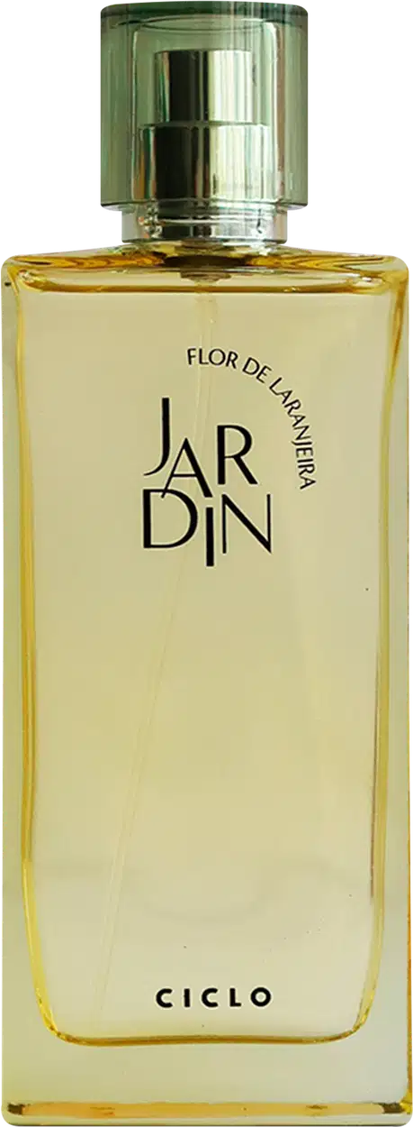 Perfume em frasco retangular de vidro transparente com líquido amarelo claro. A embalagem tem o nome "JARDIN" em letras maiúsculas pretas e "Jardim Sambaca em letras menores abaixo. Na parte inferior, está escrito "CICLO" em letras maiúsculas pretas.