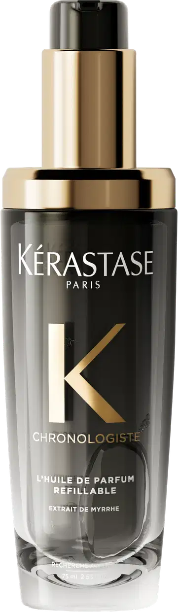 Frasco de óleo de perfume refinável da linha Chronologiste da Kérastase, com design elegante em tons de dourado e preto, destacando o logotipo da marca.