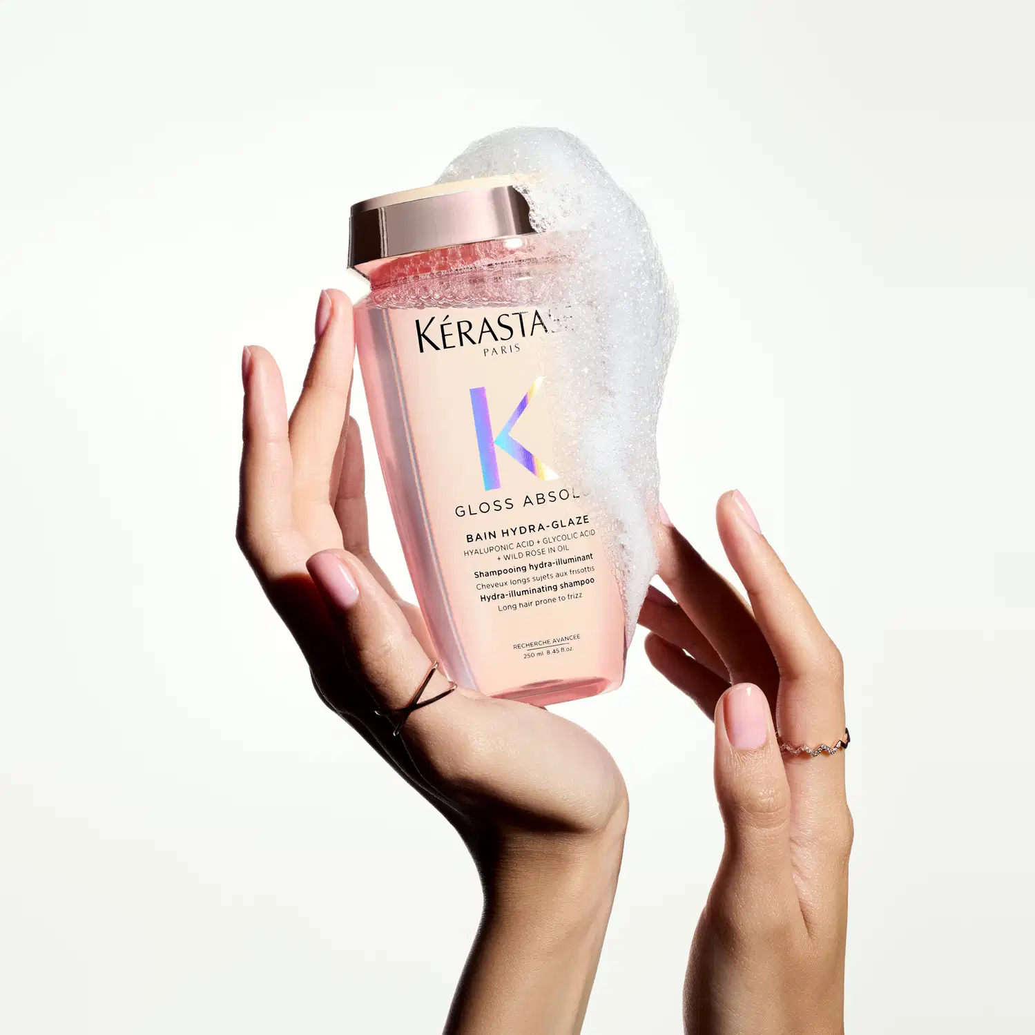 Shampoo Gloss Absolu, da marca Kérastase.