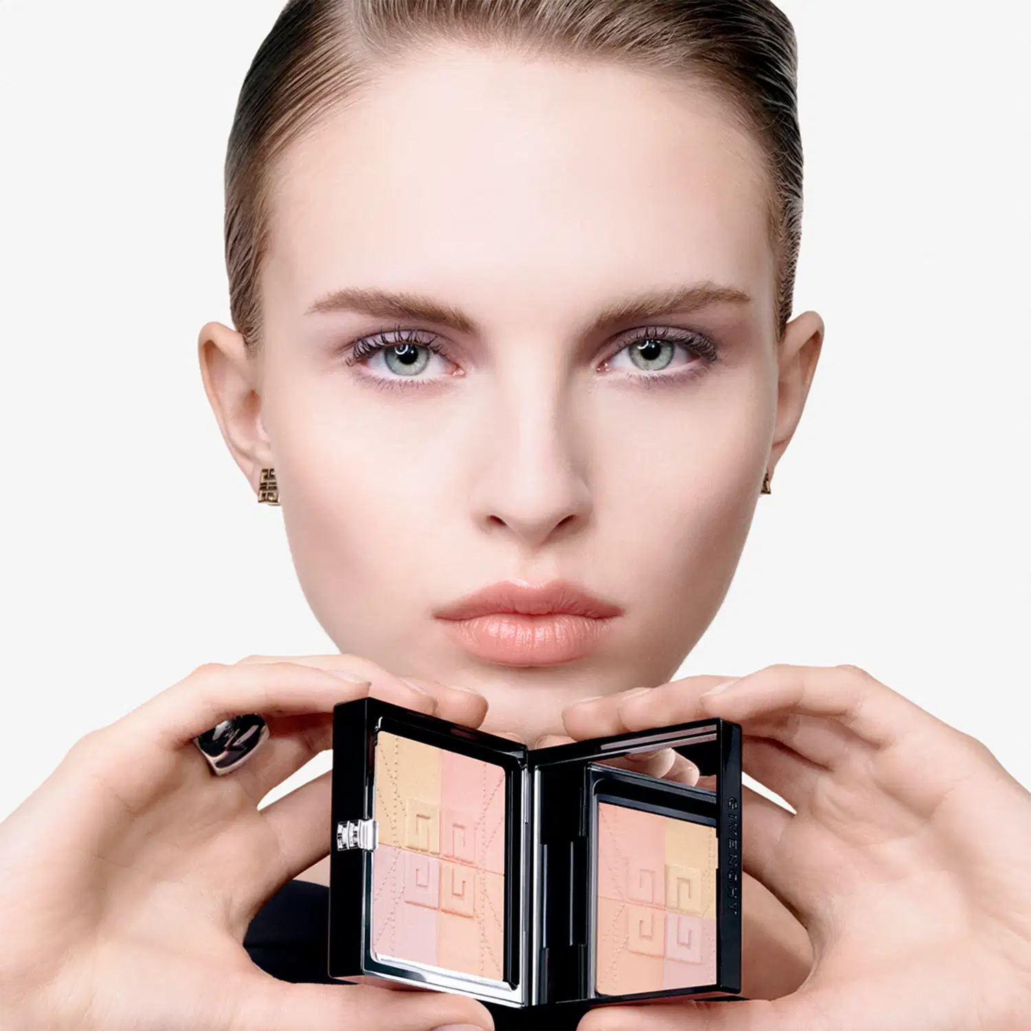 Pó Compacto Givenchy Prisme Libre Pressed Powder, 7g.