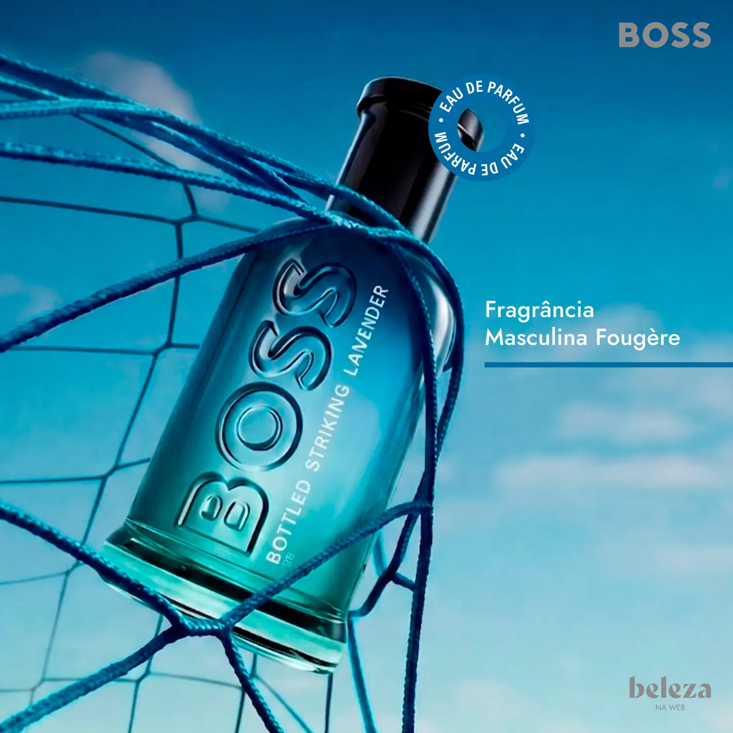 Frasco de item de perfumaria da marca BOSS com texto "Eau de Parfum" e "Fragrância Masculina Fougère" em fundo azul com cordas entrelaçadas.