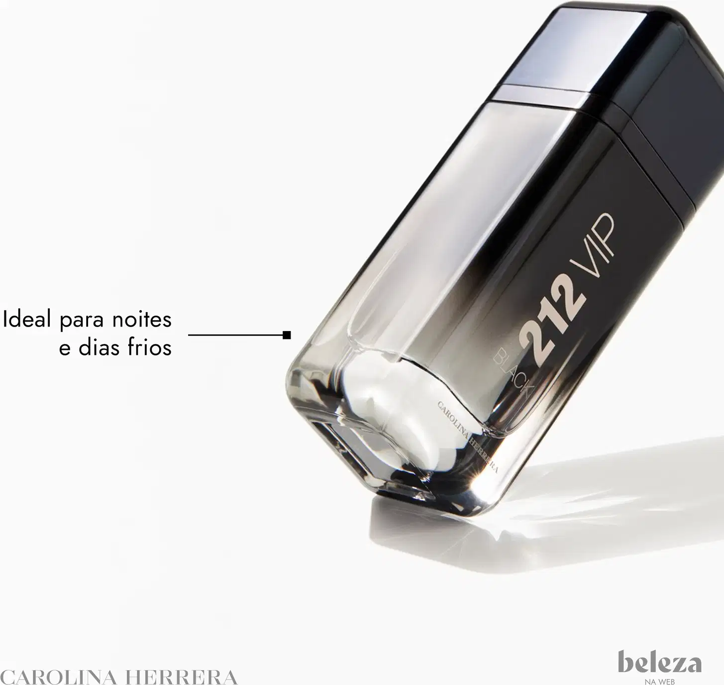 Frasco retangular de vidro transparente com detalhes pretos. Tampão preto fosco na parte superior. Rótulo preto com o nome "212 VIP BLACK" em letras prateadas gravadas. Na base, inscrição "CAROLINA HERRERA" em letras prateadas.
