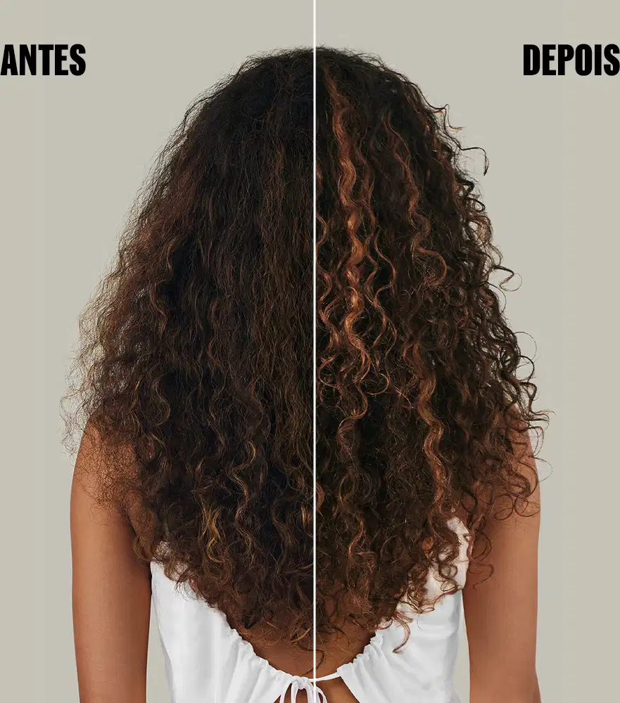 Imagem antes e depois de um tratamento capilar da marca Wella Professionals. Mostra a transformação de cabelos sem definição para cachos definidos e brilhantes