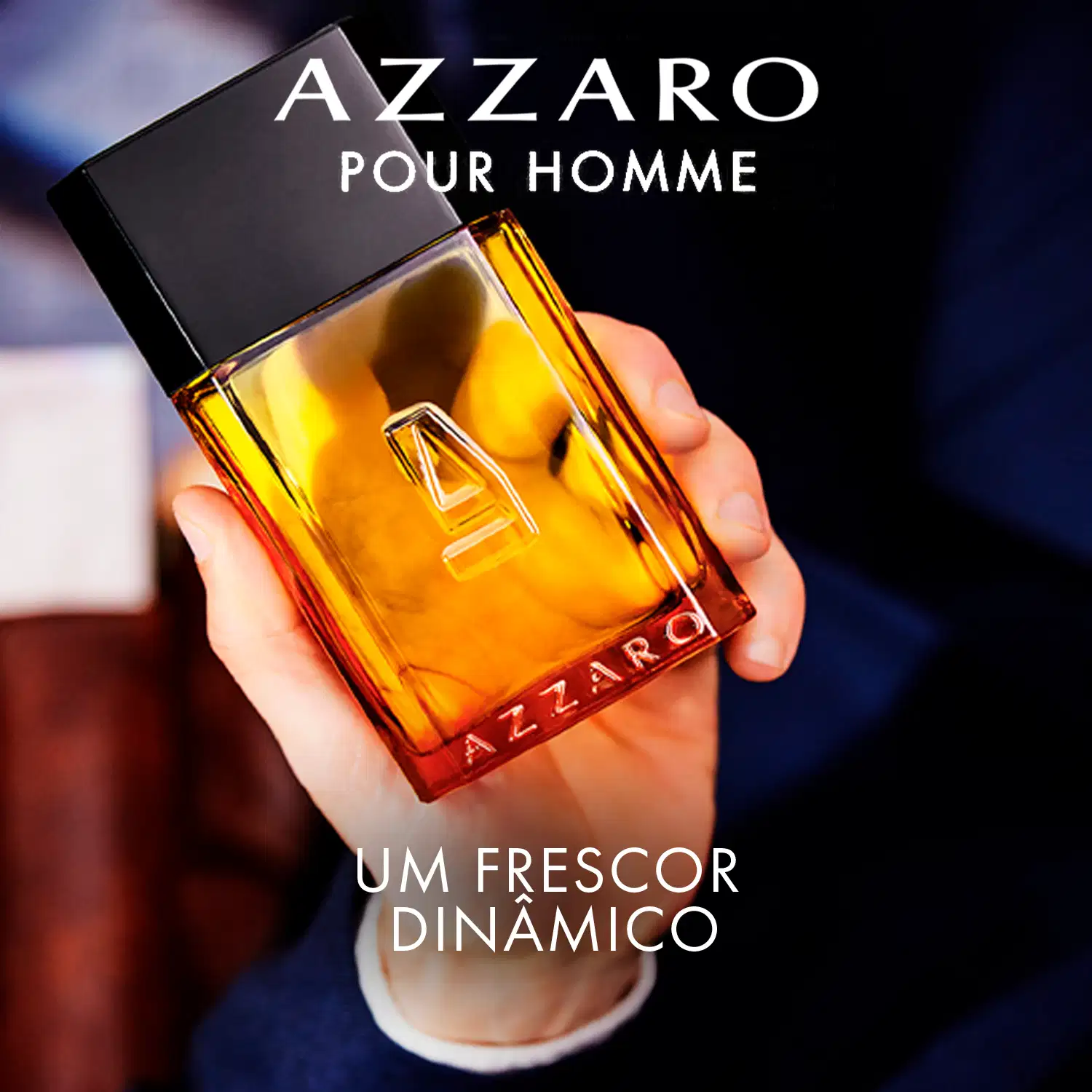 Frasco de perfume Azzaro com design geométrico em preto e amarelo, contendo líquido âmbar. Rótulo com logotipo da marca em destaque.