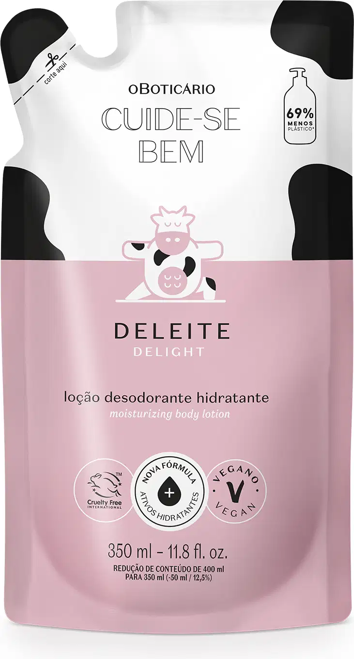 Imagem de um refil contendo 350 ml de loção hidratante corporal da marca Cuide-se Bem Deleite em embalagem sachê branco e rosa com detalhes pretos e ilustração de vaca.