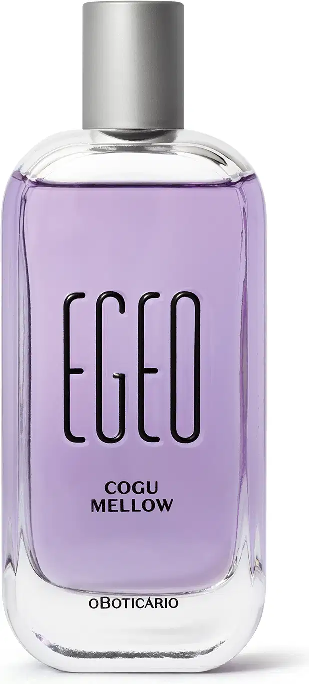 Imagem de vidro transparente com cantos arredondados, líquido azul  e letras pretas contendo 100ml de desodorante colônia da marca Egeo Cogu Mellow.