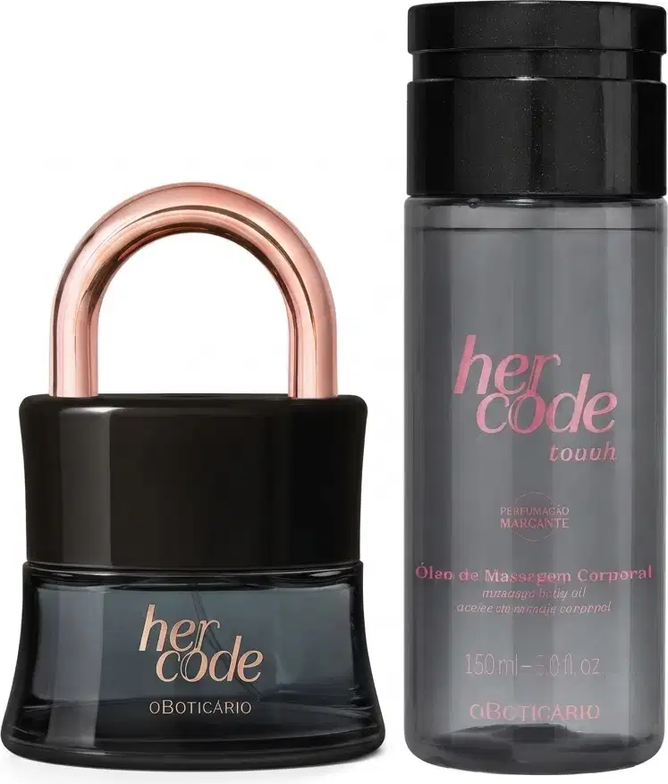 Dois itens de perfumaria lado a lado, sendo um frasco de eau de parfum de vidro azul e tampa preta em formato de cadeado e body spray azul com tampa preta, ambos da linha Her Code.