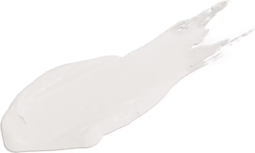 Textura cremosa e brilhante de base líquida Levanta Tudo Incolor da marca Quem Disse, Berenice? em tons de branco, com superfície lisa e uniforme.