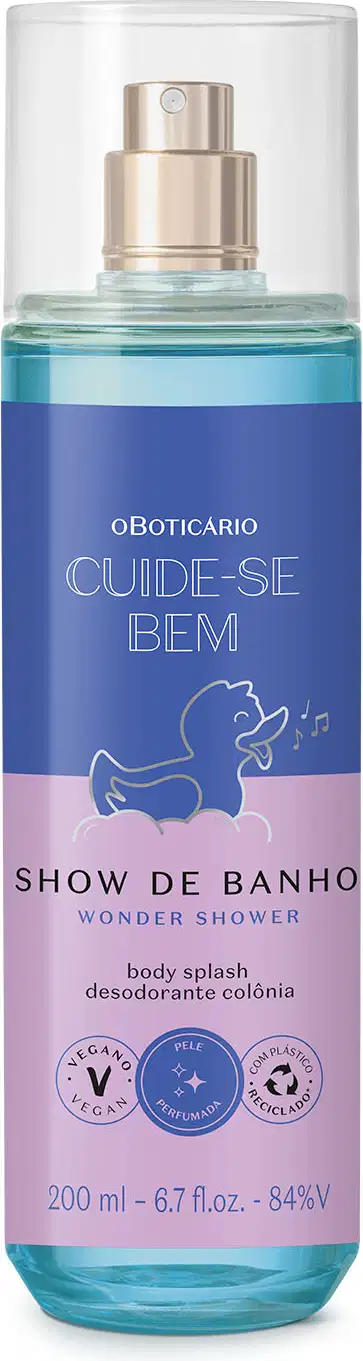 Frasco cilíndrico transparente com líquido azul, pulverizador prateado, tampa transparente e rótulo azul e lilás com patinho de banho ilustrado contendo 200ml de body splash da marca  Cuide-se Bem Show de Banho.