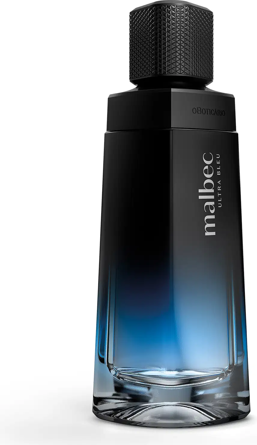 Imagem de um frasco do desodorante colônia Malbec Ultra Bleu com design moderno de forma geométrica e um acabamento preto fosco. A parte inferior apresenta uma degradê do preto ao azul, criando um efeito visual interessante e sofisticado.