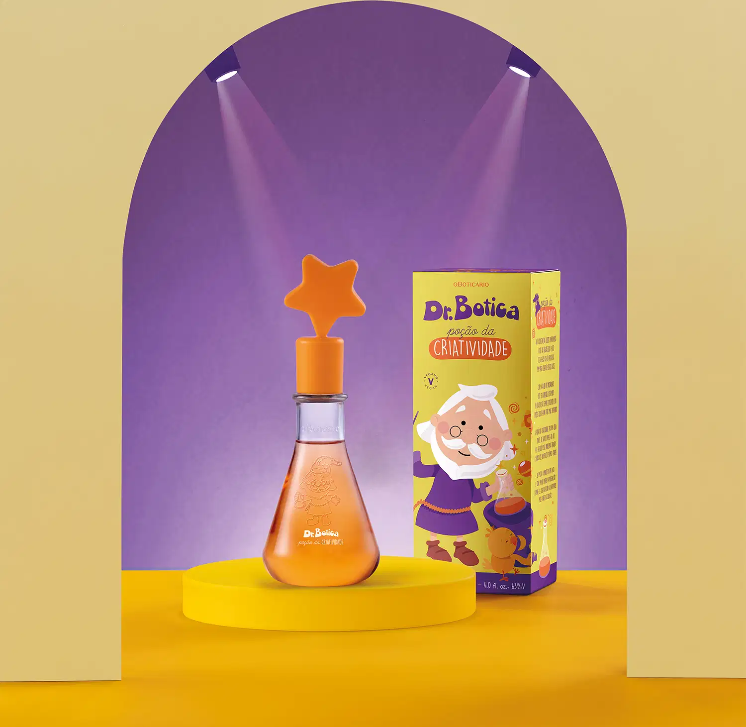 Frasco com líquido laranja e tampa com estrela na ponta também laranja contendo 120ml de colônia infantil Poção da Criatividade Dr. Botica em destaque sobre superfície amarela, com iluminação roxa ao fundo.