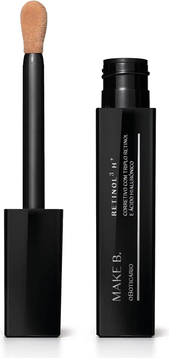 Frasco preto de corretivo líquido da marca Make B. Retinol³ H+ aberto e tampa com aplicador visível na cor preta com ponta em espuma aveludada na cor do produto.
