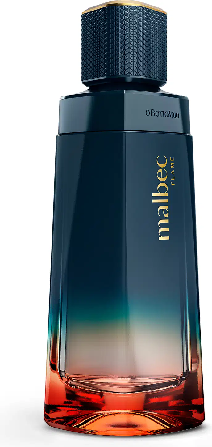 Frasco de item de perfumaria da marca Malbec Flame em degradê tons de azul e laranja, com design angulado e prata e tampa azul com detalhe texturizado e logo dourado gravado no vidro.