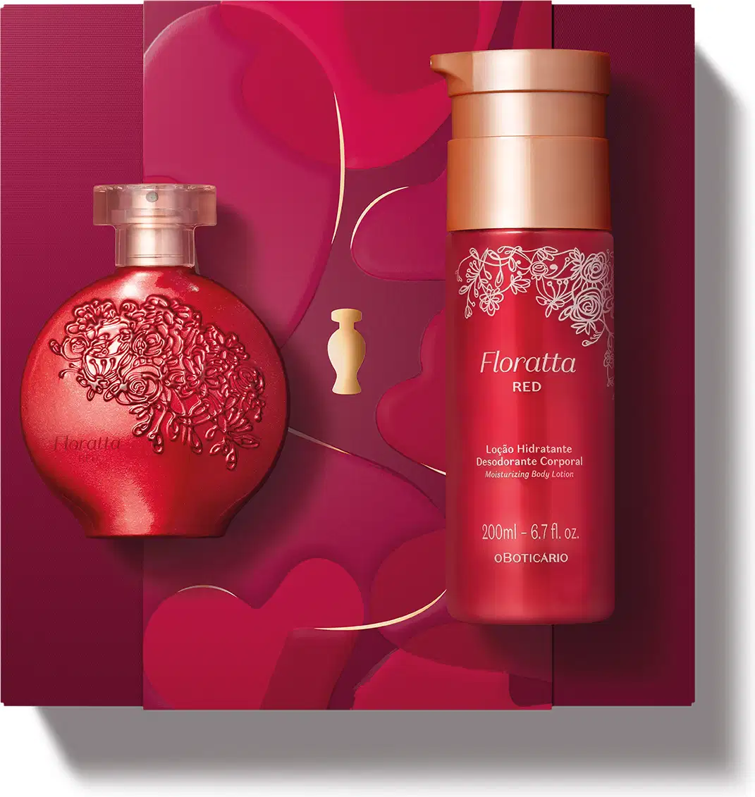 Kit de produtos Floratta Red, incluindo um frasco vermelho com tampa dourada de loção hidratante corporal e um desodorante colônia, em embalagem vermelha arredondada com detalhes florais em relevo, além de uma caixa vinho com detalhe dourado
