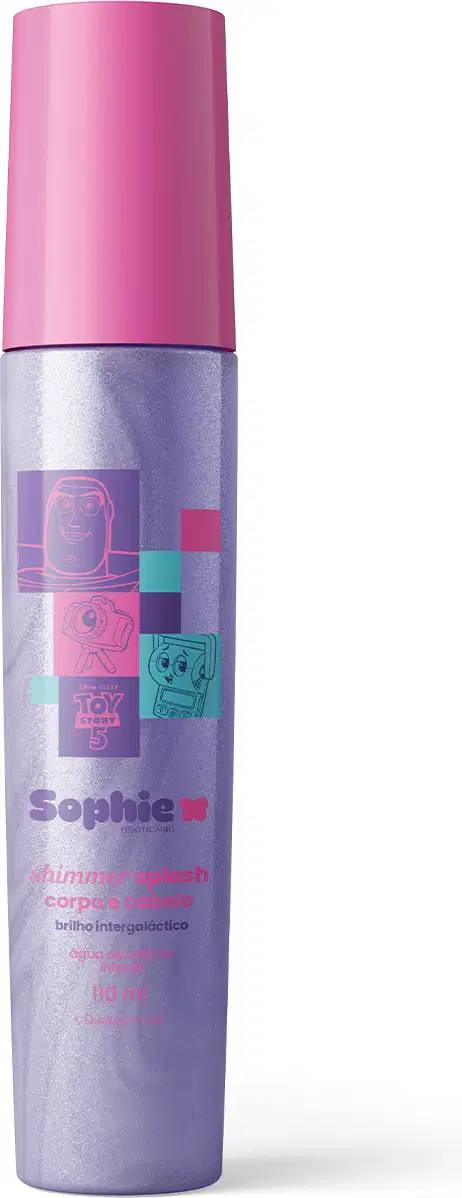 Frasco de item de perfumaria rosa e lilás com rótulo "Sophie" e ilustrações de personagens da franquia Toy Story. Embalagem cilíndrica com tampa rosada e detalhes gráficos em tons pastel.