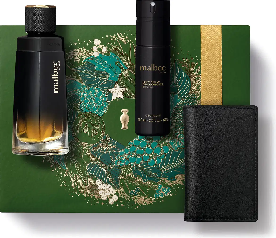 Imagem do Kit Presente Natal Malbec Gold que traz um frasco preto fosco de desodorante colônia, um frasco preto cilíndrico com letras douradas de body spray, uma carteira preta e uma caixa presenteável verde com estampa natalina.