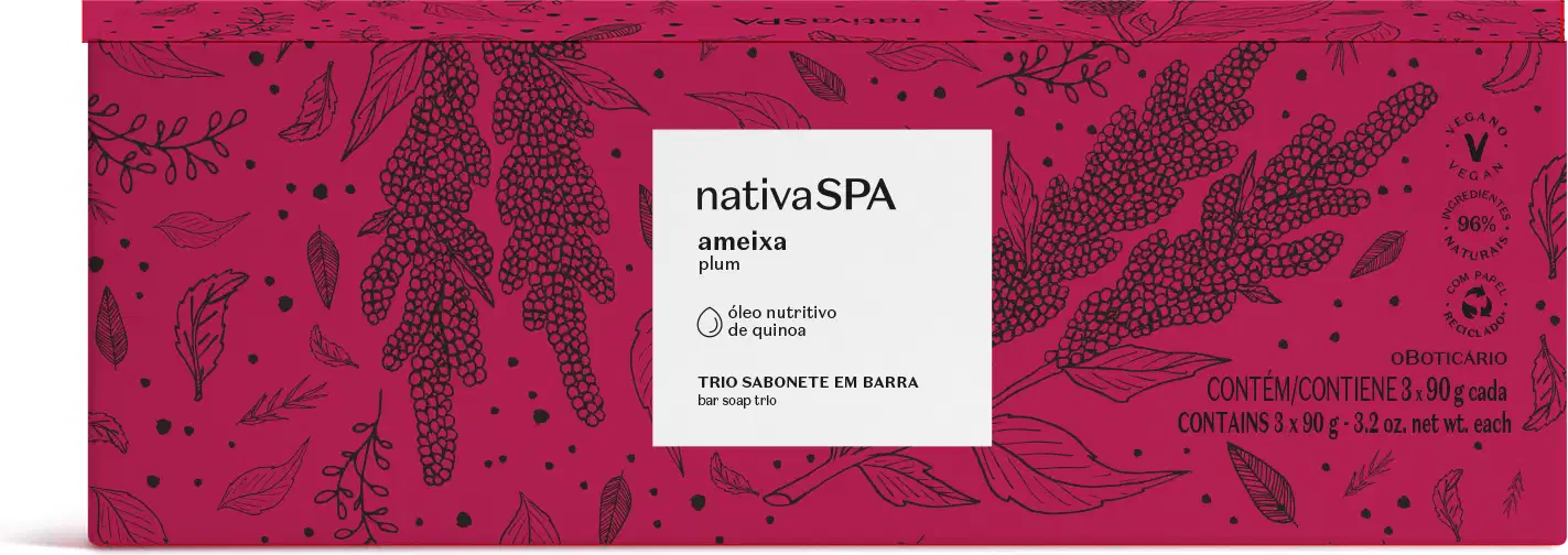 Imagem e uma caixa roxa com detalhes um tom mais escuro, rótulo branco com letras pretas contendo três sabonetes em barra de 90g cada um da marca Nativa SPA Ameixa Plum.
