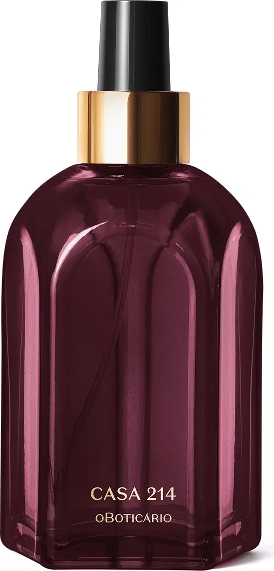 Vidro de aromatizador spray Casa 214 Figo Magnífico com design geométrico em tom de roxo e detalhes dourados no rótulo. Embalagem elegante e sofisticada, com tampa preta.