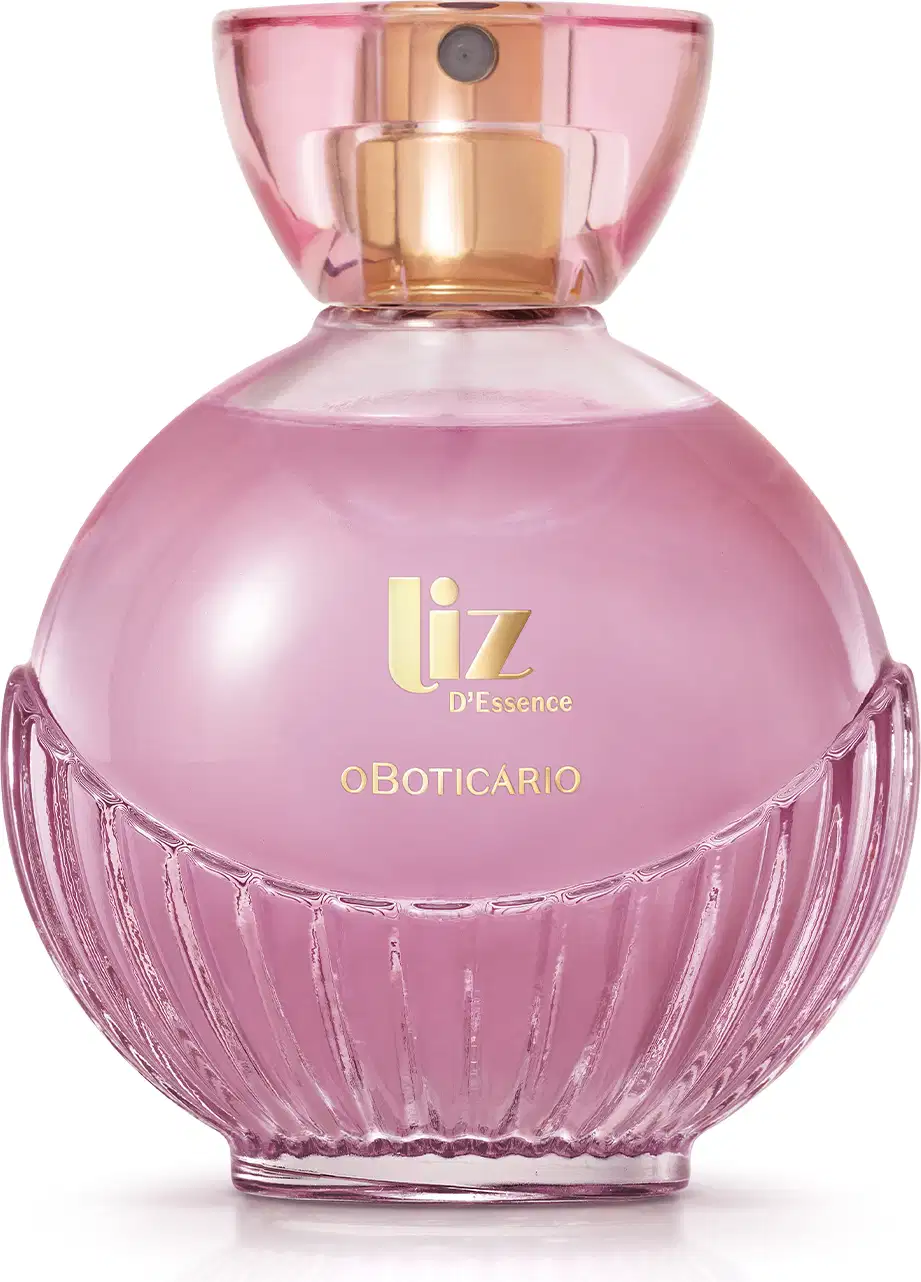 Frasco de vidro de item de perfumaria rosa com logo Liz D'Essence e borrifador dourados, e frasco redondo, sendo metade liso e metade com textura de concha. Tampa em acrílico rosa transparente.