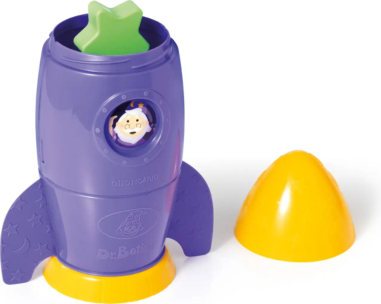 Foguete de brinquedo roxo com detalhes amarelos e estrelas, contendo um rosto sorridente em seu centro, posicionado sobre uma superfície amarela.