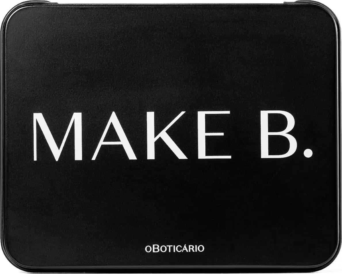 A imagem mostra a tampa da paleta multifuncional. Ela é toda preta e tem escrito "MAKE B." em letras grandes e brancas.