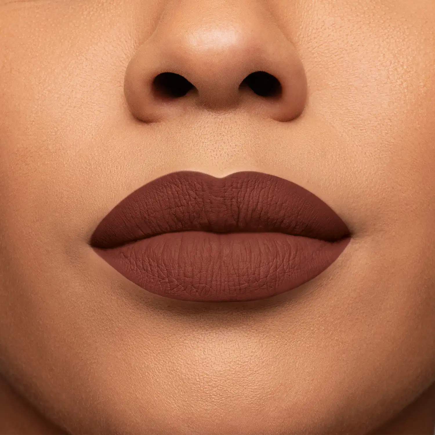 Batom Líquido Eudora Niina Secrets Skinny Matte Castanho Begônia, 5ml.