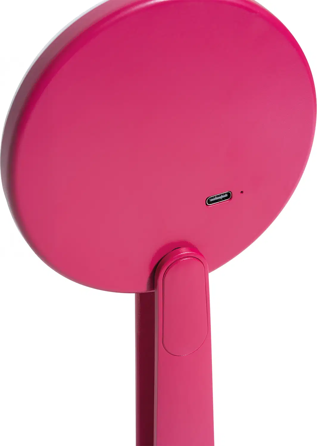 O produto apresentado é a parte de trás do espelho led da marca Niina Secrets, todo em rosa. Possui um design circular com uma entrada USB-C visível na parte inferior, indicando que pode ser carregado ou conectado a uma fonte.