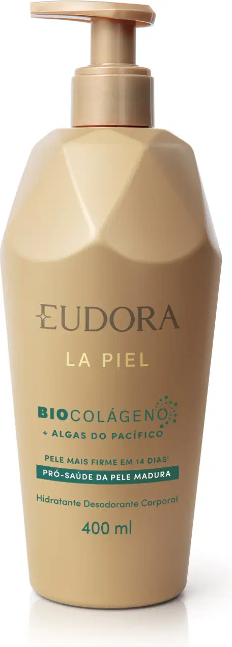 Embalagem plástica transparente em tom bege e dourado com bomba dosadora na parte superior. Rótulo com texto em verde. Design minimalista com nome da marca e linha em destaque em cor dourada mais brilhante que a da embalagem.