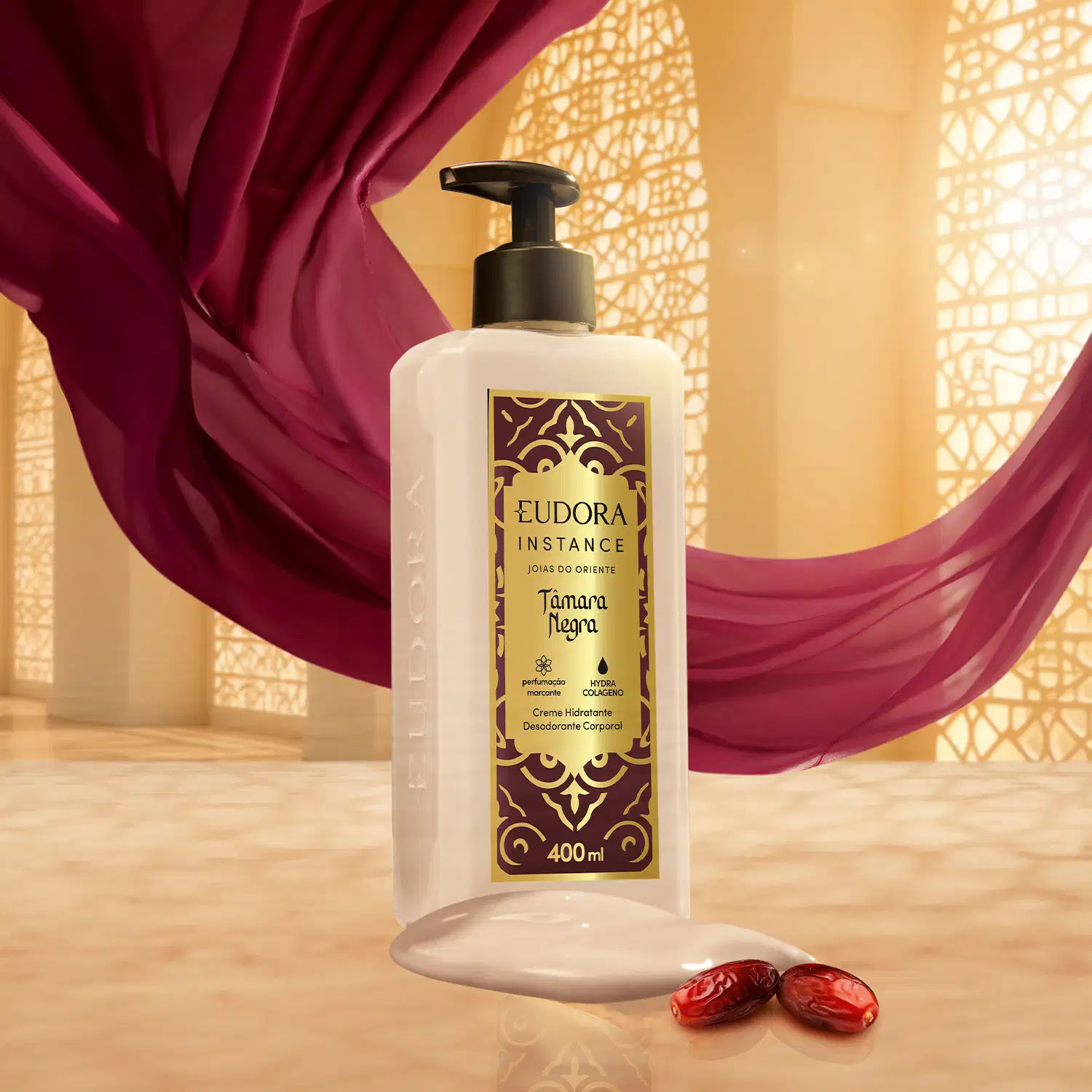 Creme hidratante desodorante corporal Eudora Instance Tâmara Negra, frasco de 400ml com bomba preta, embalagem bege com rótulo decorativo em tons marrom e dourado.