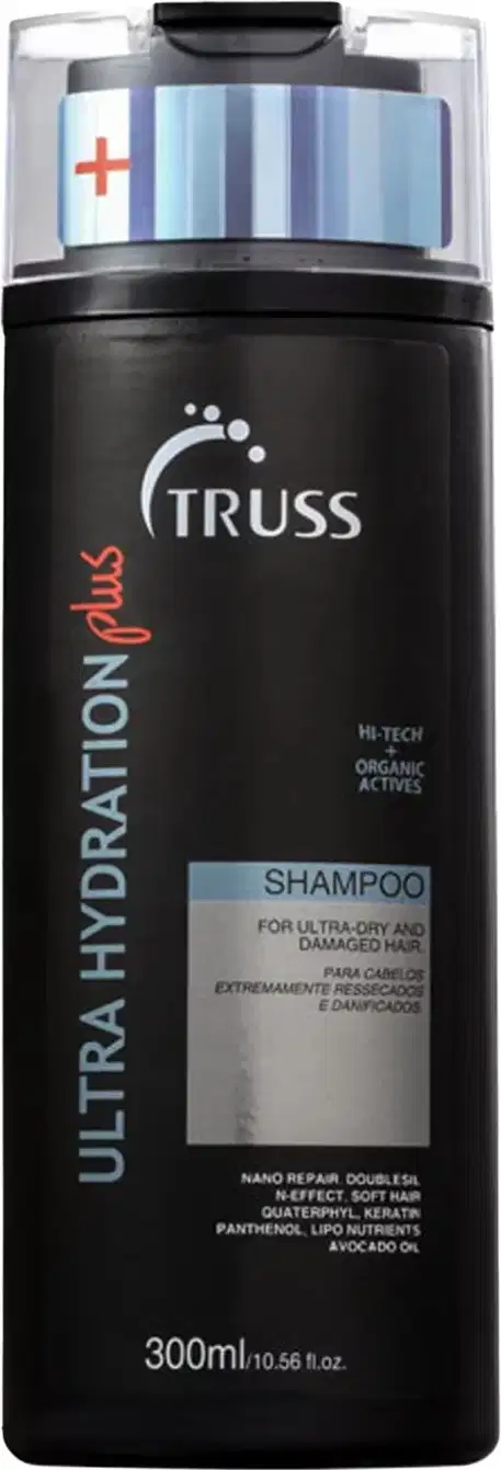 A imagem mostra um frasco de shampoo da marca Truss, da linha "Ultra Hydration Plus". É um produto voltado para cabelos extremamente secos e danificados.