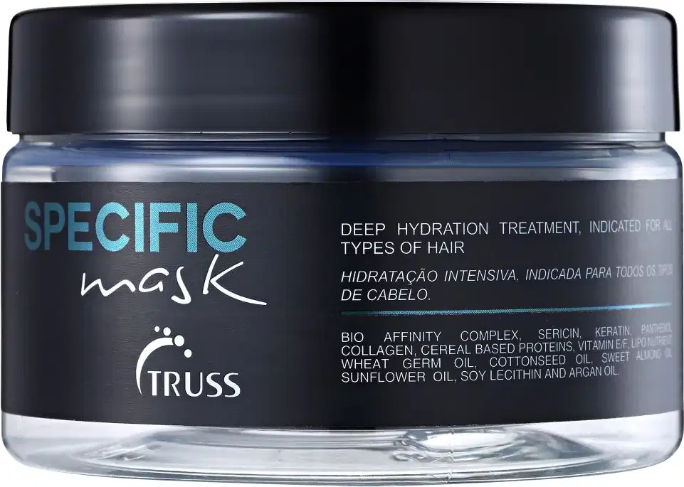 Máscara de tratamento capilar hidratante profunda da marca TRUSS, linha Specific Mask. Embalagem em pote transparente de vidro com tampa preta.