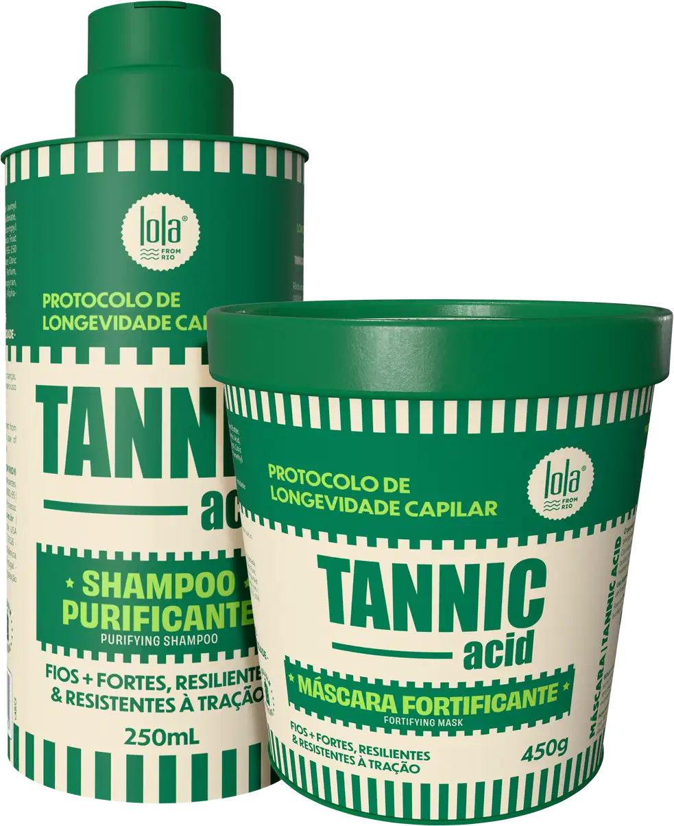 Produtos da marca Lola From Rio: um frasco verde de shampoo purificante e um pote verde de máscara fortificante, ambos com rótulos destacando o "Protocolo de Longevidade Capilar" e a linha "Tannic Acid".